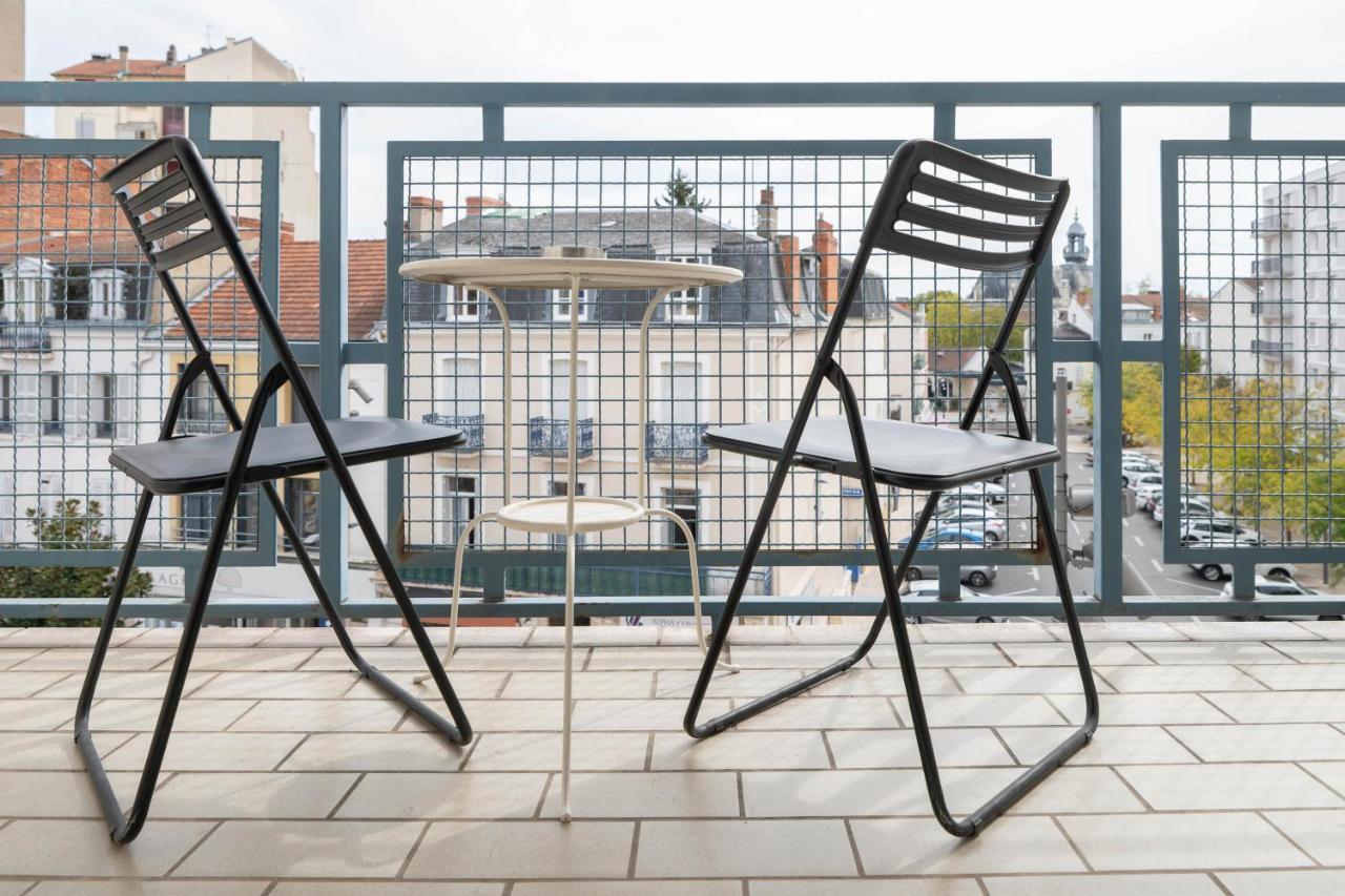 Residence Le Paris - Appartements Centre Ville Vichy Exteriör bild