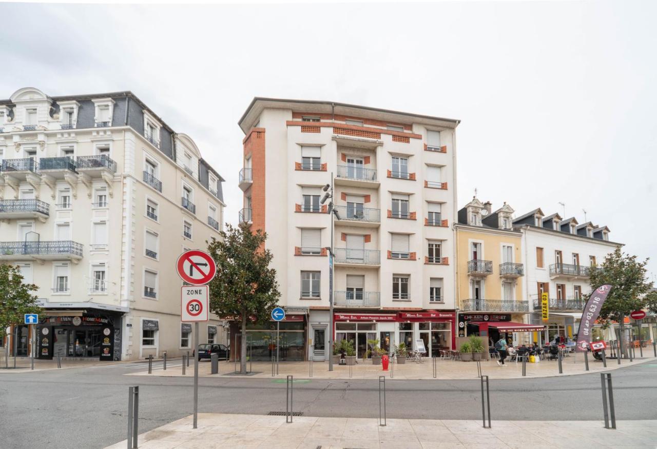 Residence Le Paris - Appartements Centre Ville Vichy Rum bild